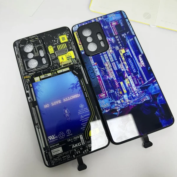 Illuminating Smart Defense Phone Shield - Image 5